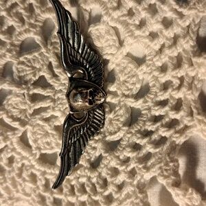 1976 MM Limited Chicago Winged Skull Pin